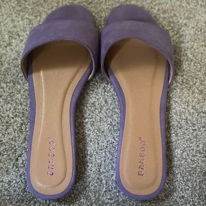 Lavender colored flat slides